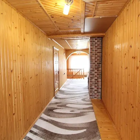 בית נופש під піщиком