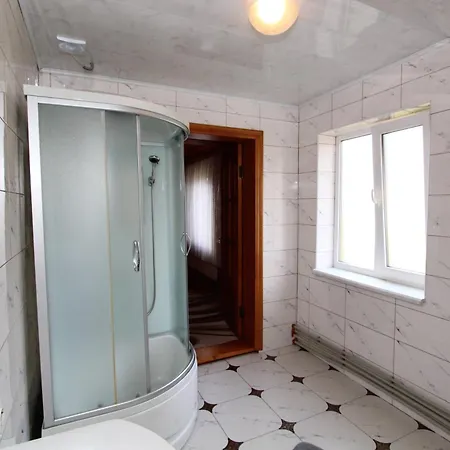 בית נופש під піщиком *